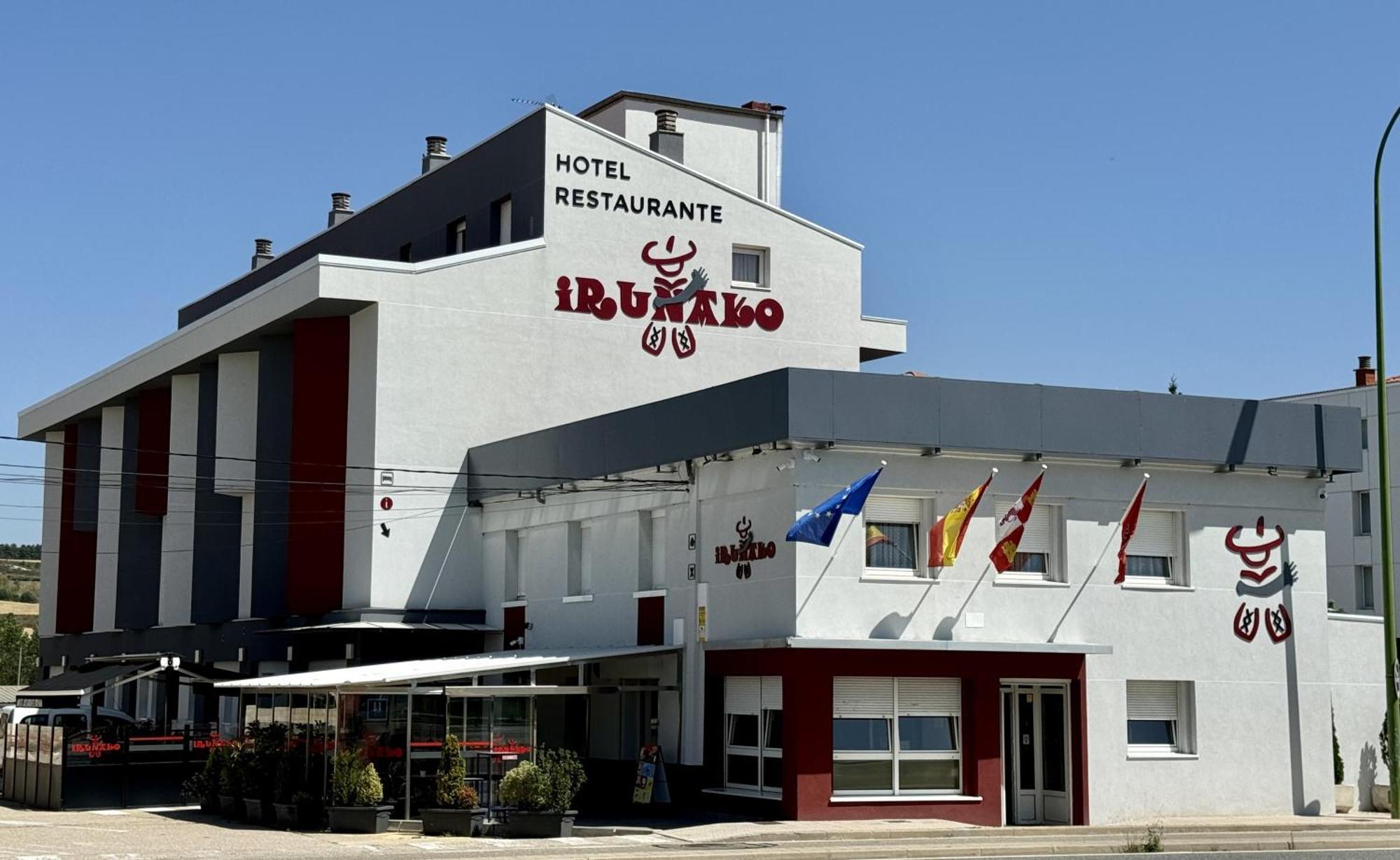 Hostal Restaurante Irunako Villafria Экстерьер фото