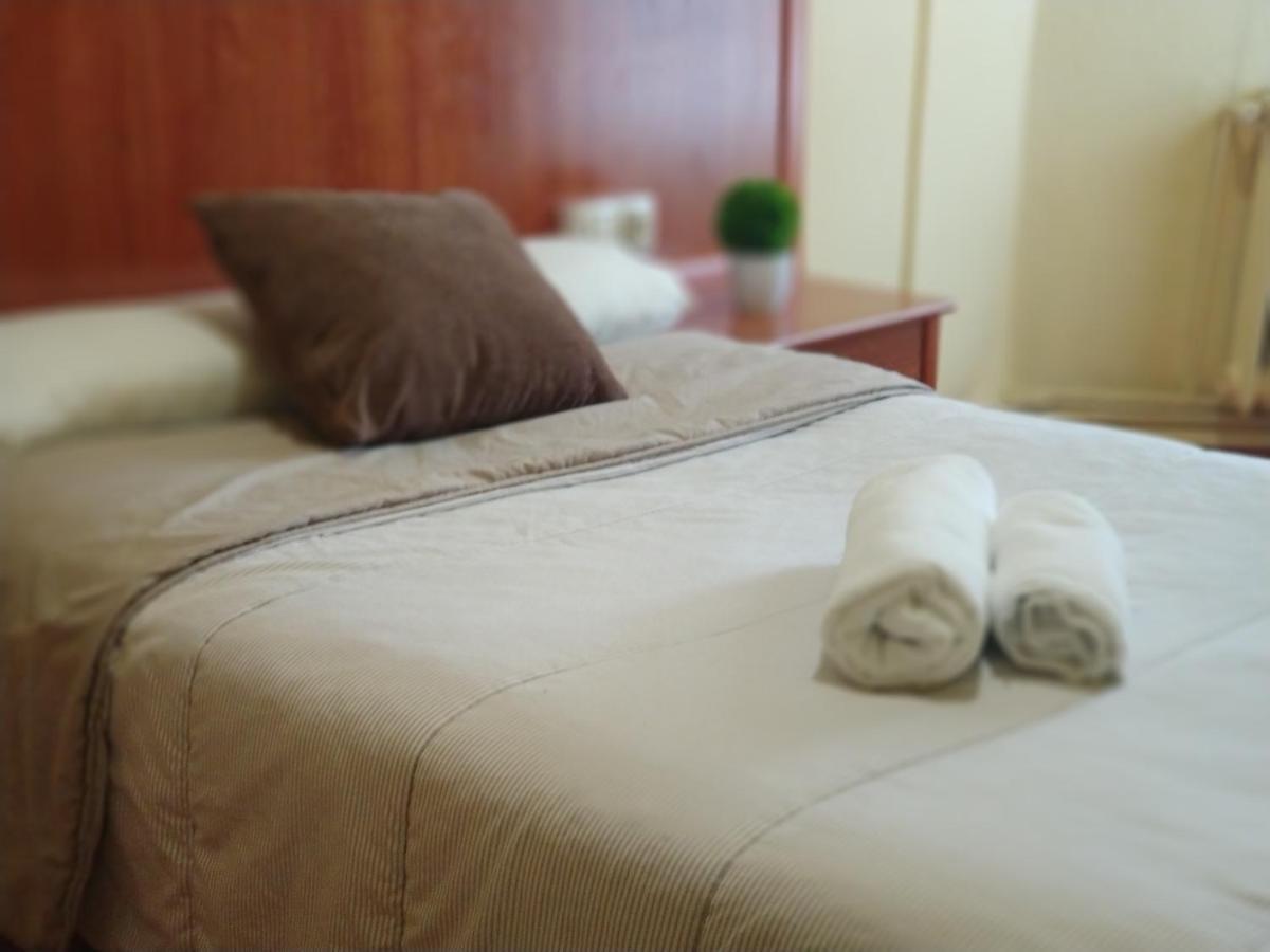 Hostal Restaurante Irunako Villafria Экстерьер фото