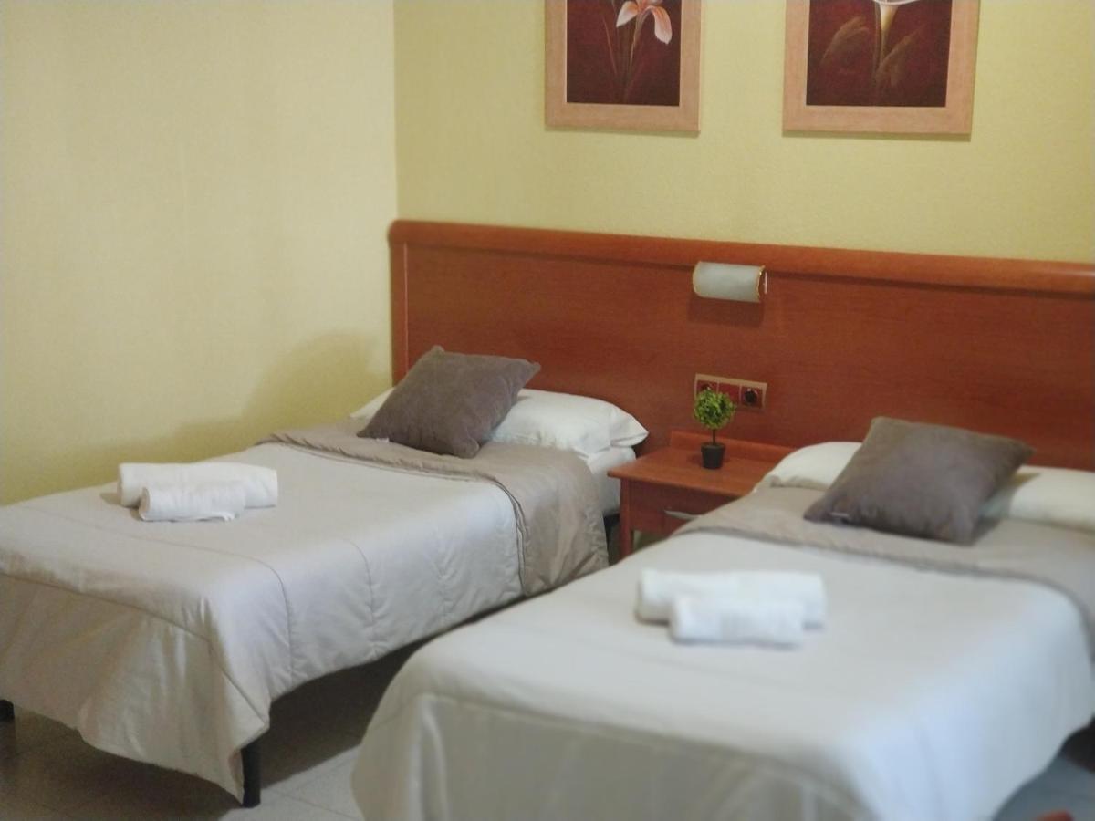 Hostal Restaurante Irunako Villafria Экстерьер фото