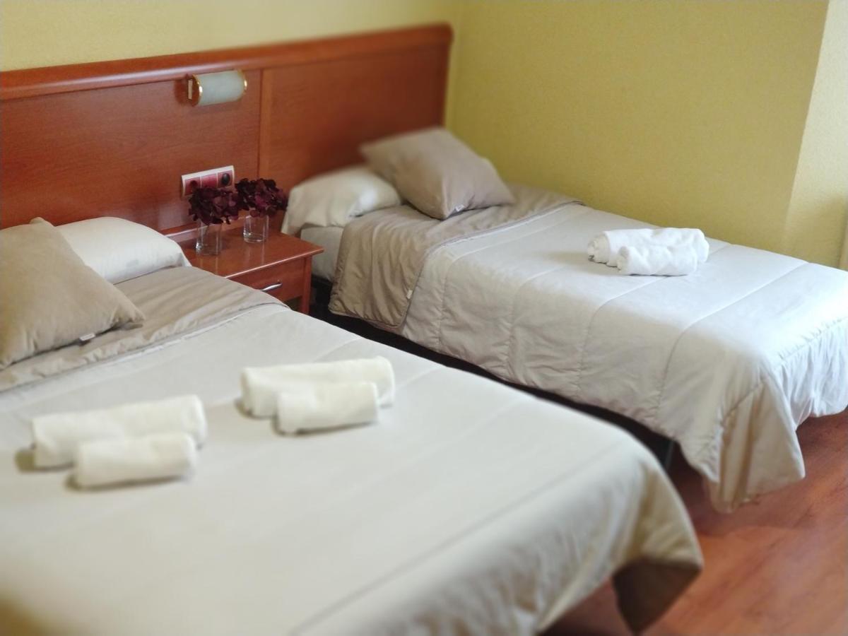 Hostal Restaurante Irunako Villafria Экстерьер фото