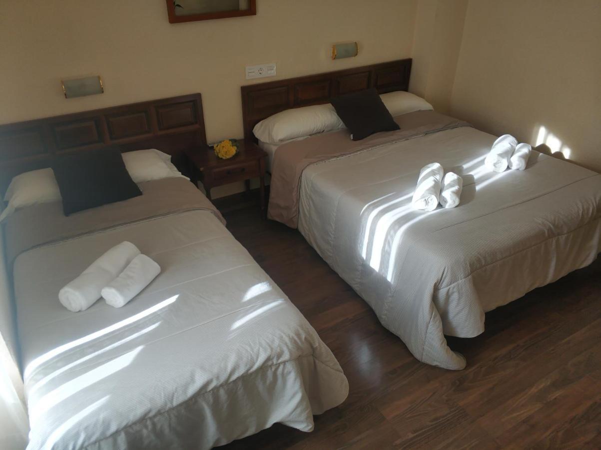 Hostal Restaurante Irunako Villafria Экстерьер фото